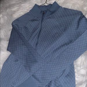 Lululemon workout top